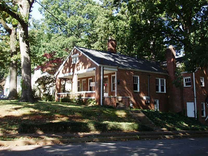 2033 Mercer Avenue