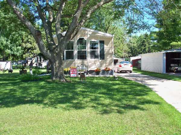 W1211 Lakeview Drive #36