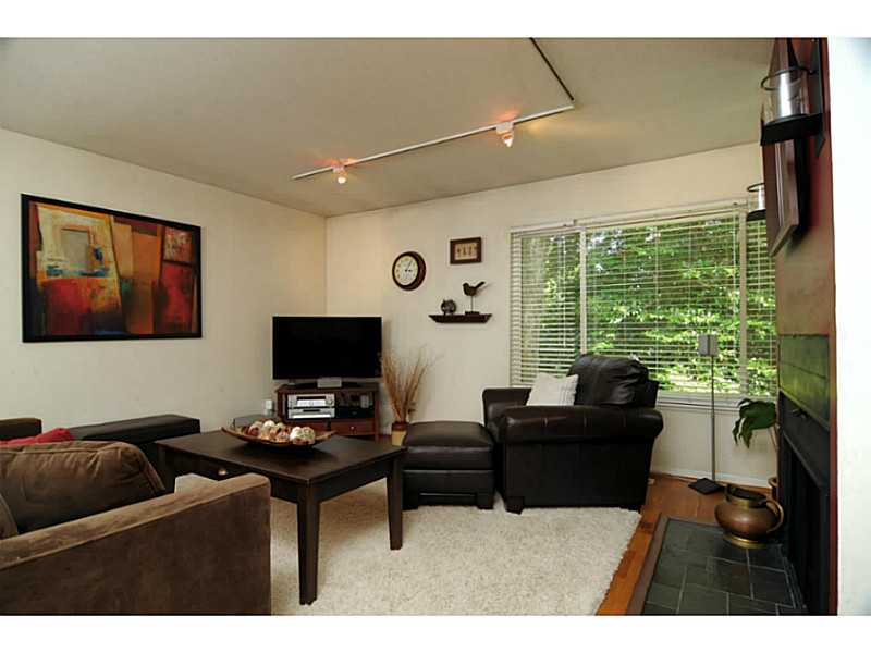 Unit 16 - 16 Gilbert Trail Ne