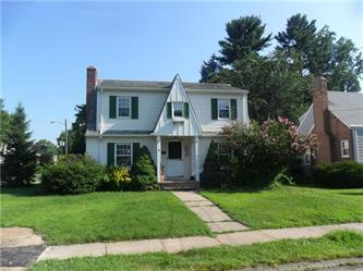 118 Maple Ave