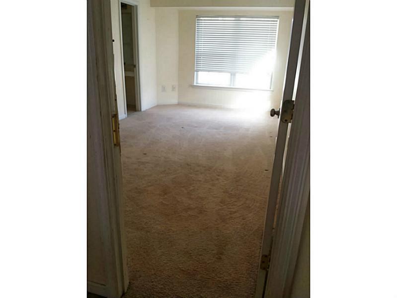 928 Redwood Drive