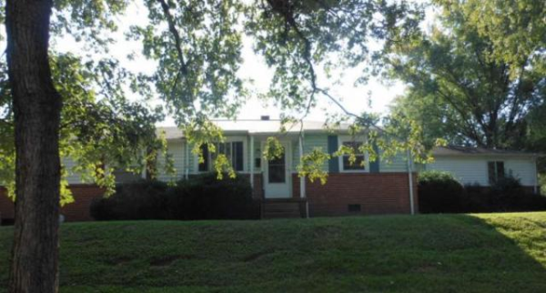 602 North Tremont Drive 602