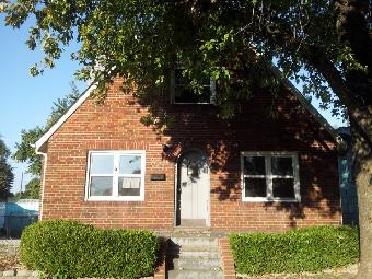 2803 Buxton Ave