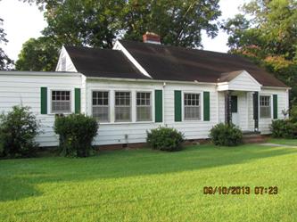 1107 W Arlington Blv