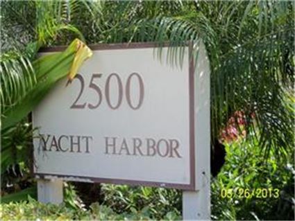 2500 Gulf Shore Blvd N #S6