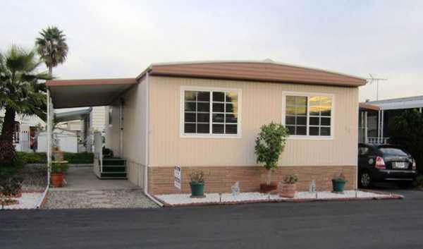5450 N. Paramount