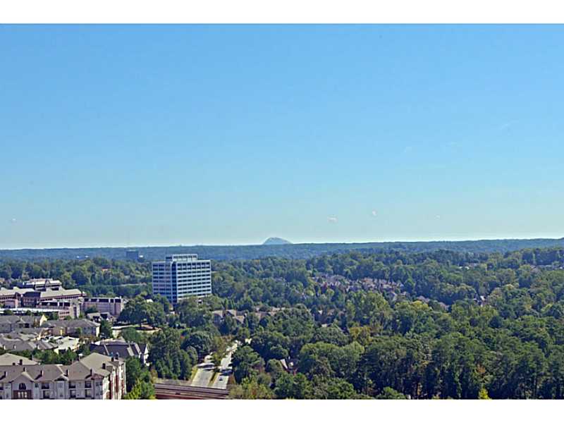 Unit 2702 - 3481 Lakeside Drive Ne