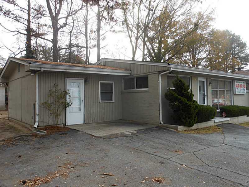 3247 Shallowford Road
