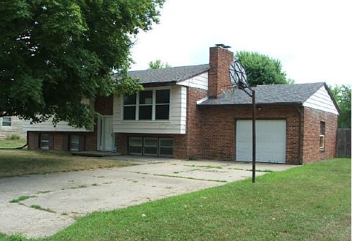 3923 N 150 W