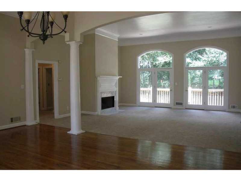 101 Four Oaks Drive