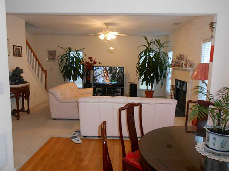 2282 Rosemoore Walk
