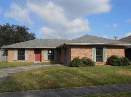 305 Prevost Dr