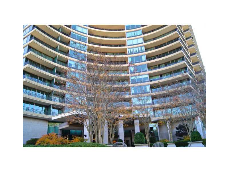 Unit 2305 - 700 Park Regency Place Ne