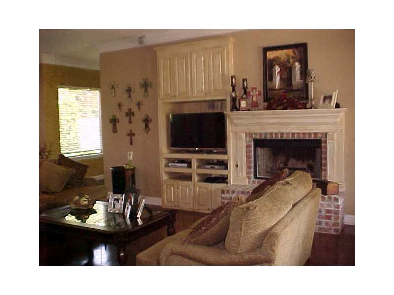 11 FAIR OAKS
