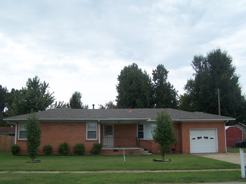 1818 Magnolia Lane
