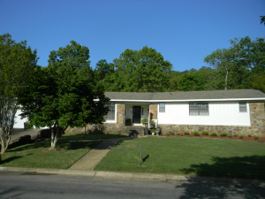 906 Kings Ct