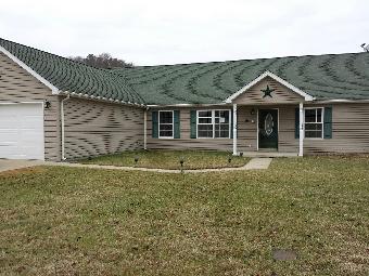 2 Whirlaway Dr