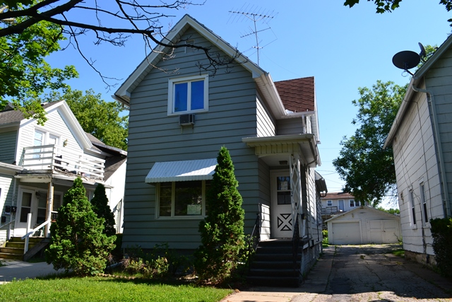 104 E 2nd St