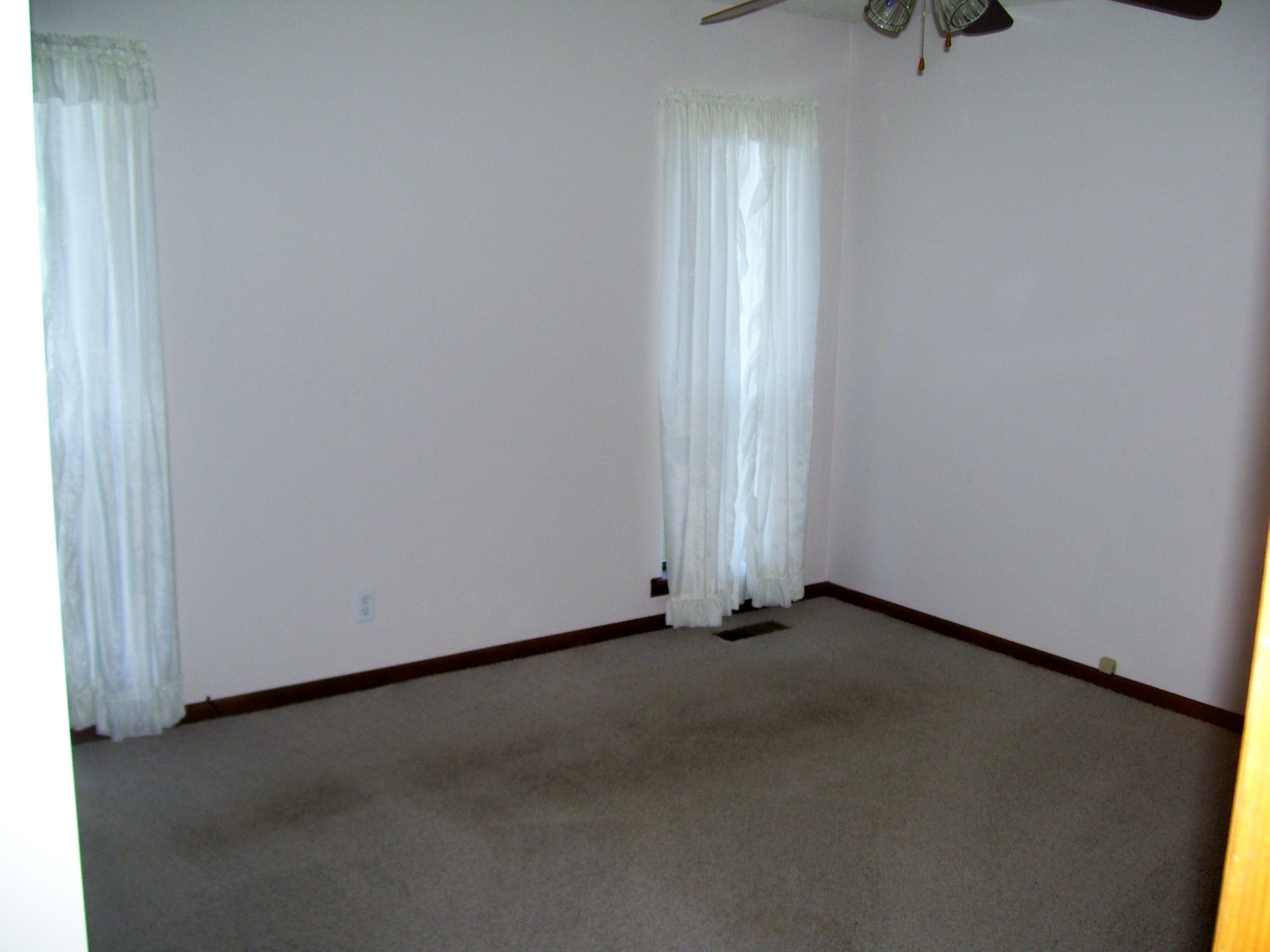 300 Rosedale