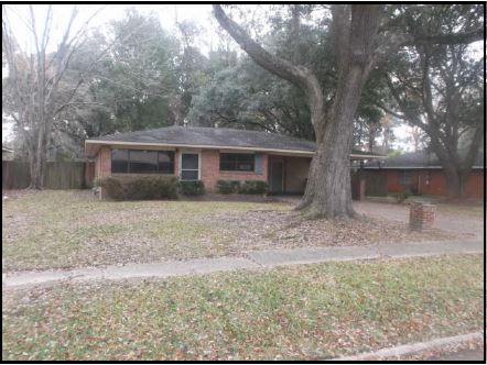 3264 Oakcrest Drive