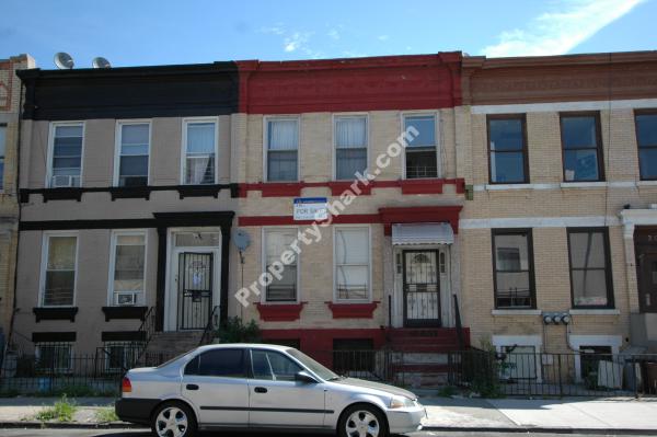 299 Hinsdale Street