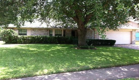 2303 Old Dixie Drive