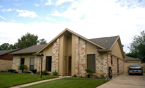21318 Park York Dr