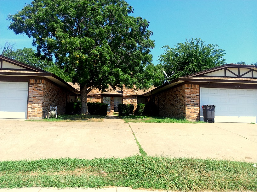 2933 Las Vegas Trail