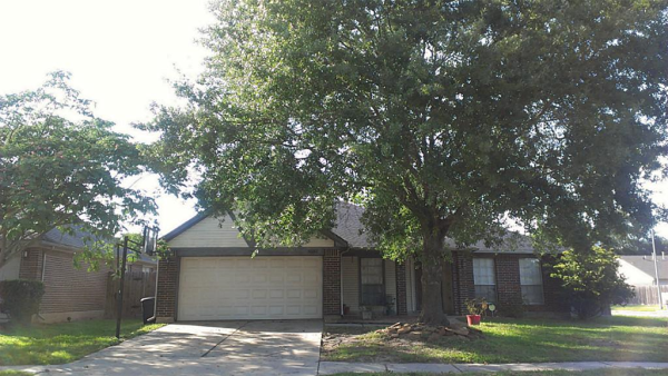 5602 Rivertree Lane