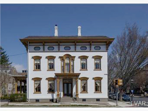 2 West Market Street