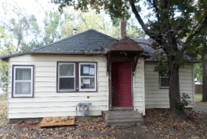 1601 N Lewis Ave