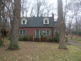 1313 Pinecrest Ave