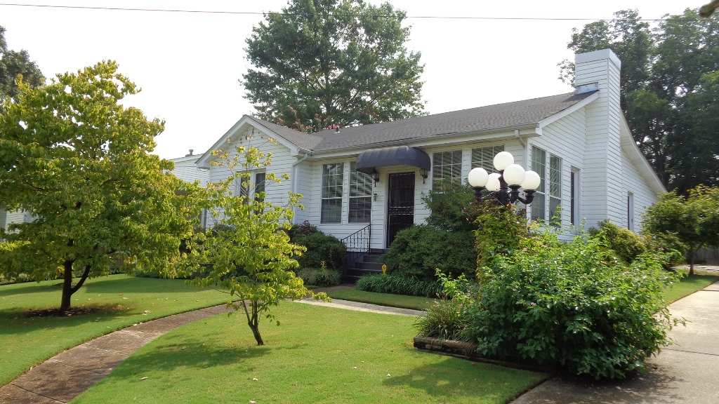 3104 12th Ave