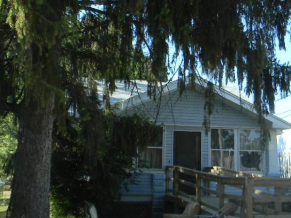 233 Greencroft