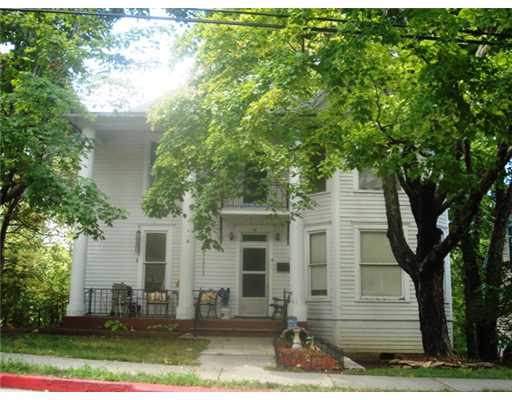 15 Kingshighway