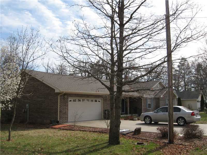 6 Hillcrest Dr