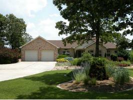 22 W. Bluff Ln.