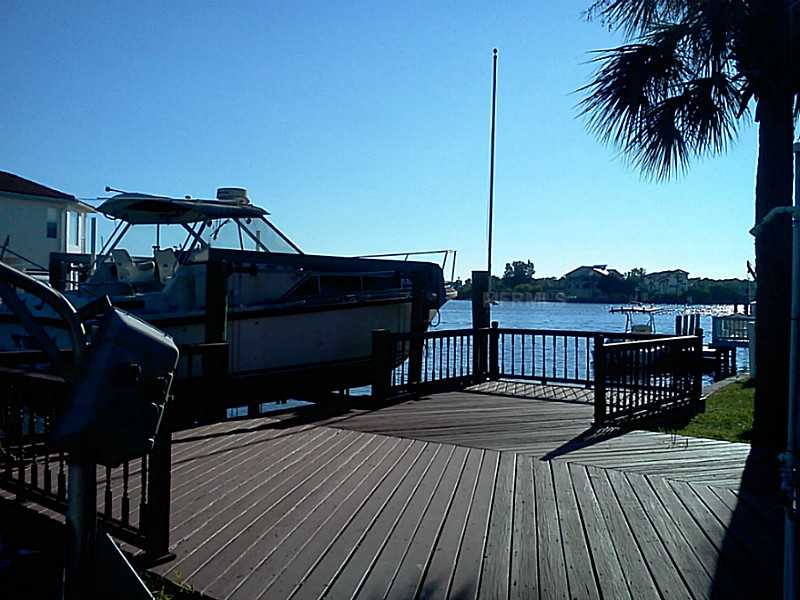 8119 CHANNEL DR