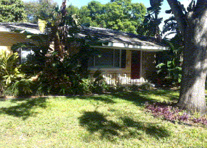 1045 30th Ave N