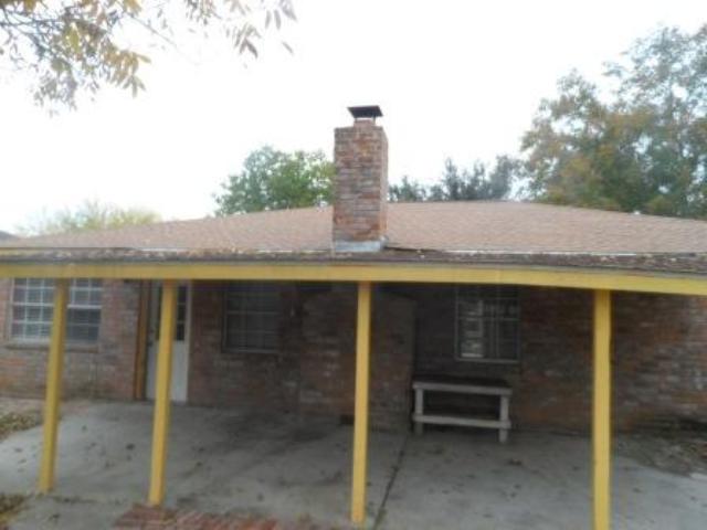 1918 Woodvale Dr