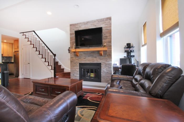 159 NEWARK ST #4B