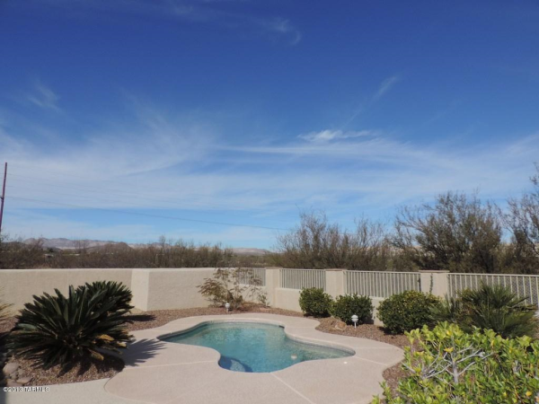 2370 W Calle Casas Lindas