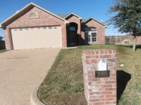 3065 Andalusian Ln