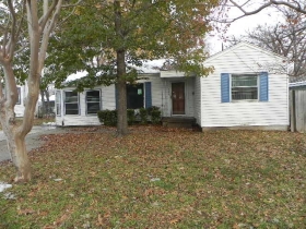 600 NE 11th St