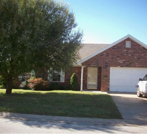 20719 HIGHLAND DR