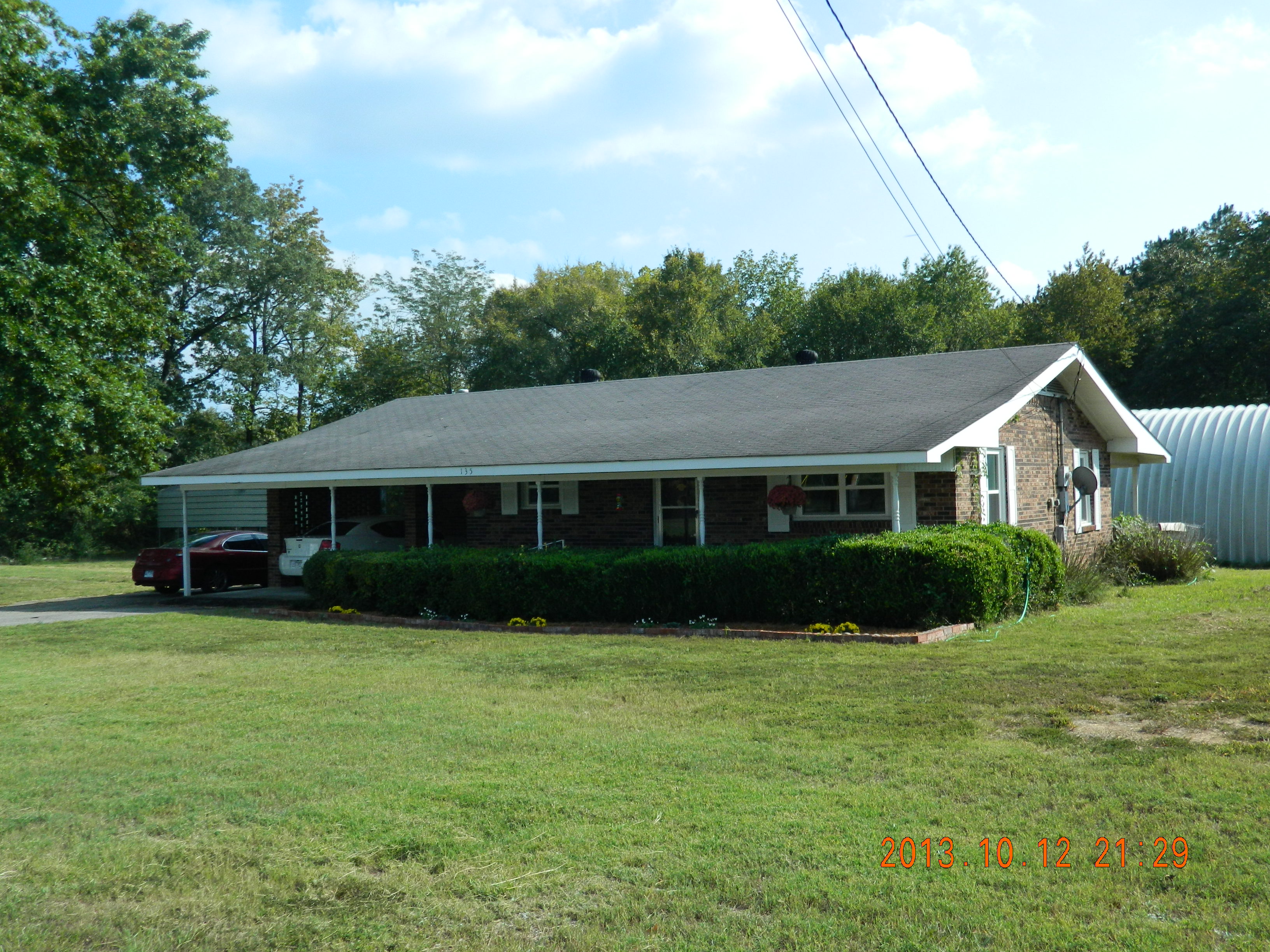 135 CENTER VALLEY RD.