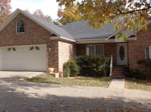 919 Meadow Rd