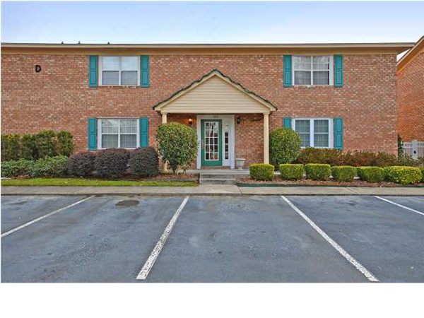 109 ELMWOOD ST #C
