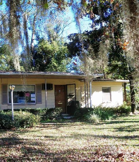 2835 Belair Road West