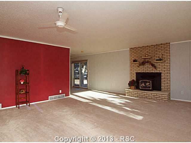 4736 Garnet Dr
